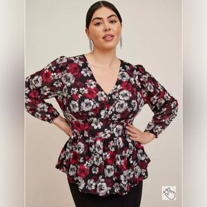 TORRID Size 00 0X XL Red White Peplum Chiffon Floral Top NWT R$59